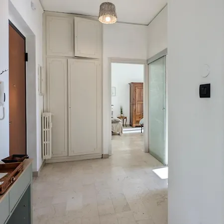 Apartamento Ari'stay - Panoramic In Piazza Alfieri -2br *