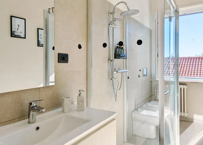 Ari'stay - Panoramic In Piazza Alfieri -2br Appartement